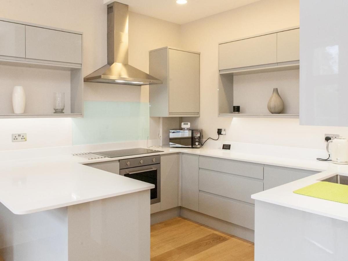 Pass The Keys - Spacious Flat With Private Sun Terrace In South East Λονδίνο Εξωτερικό φωτογραφία